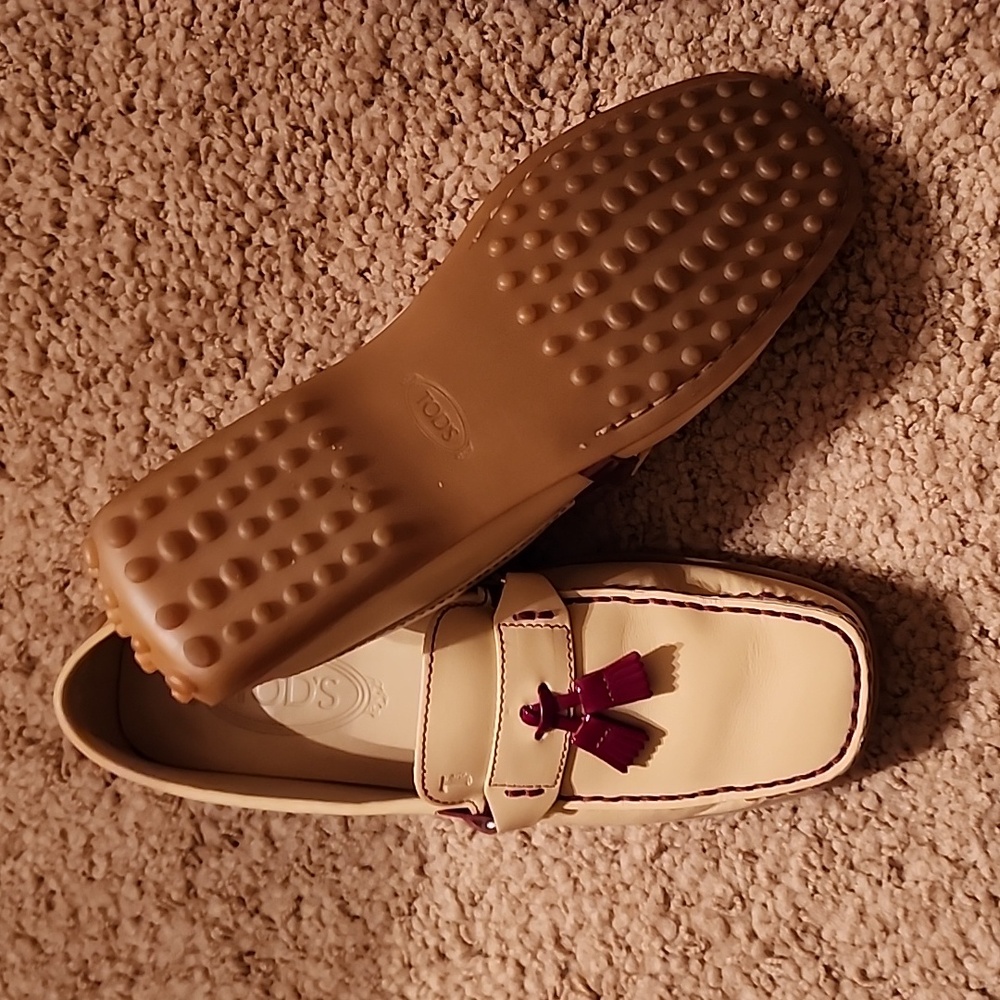Tod's women loafer shoe - Picture 2 of 4